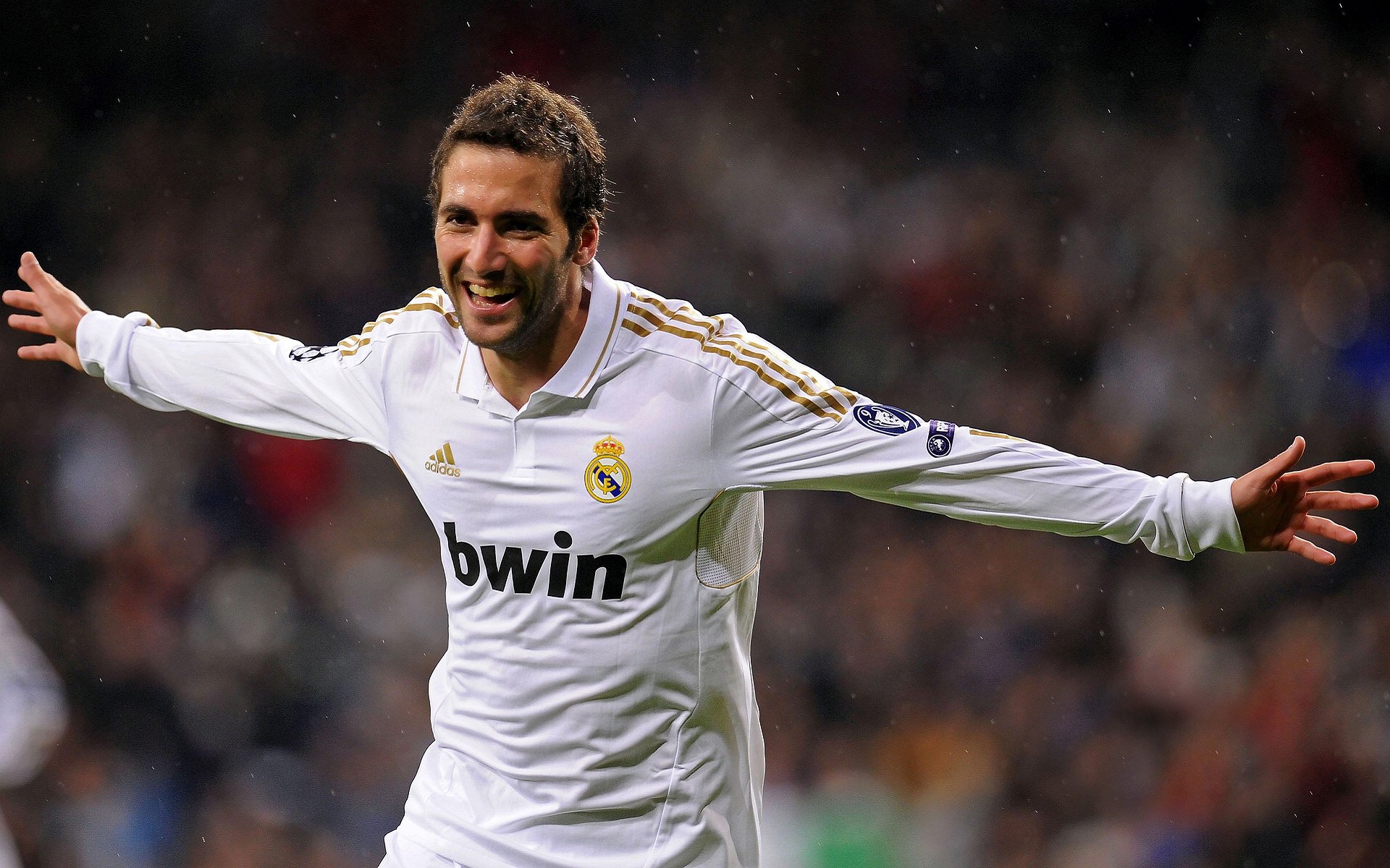 夜间马拉松试点成功,城市夜跑文化兴起,夜间跑马怎么回事