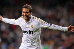 九游官网pc-夜间马拉松试点成功，城市夜跑文化兴起，夜间跑马怎么回事